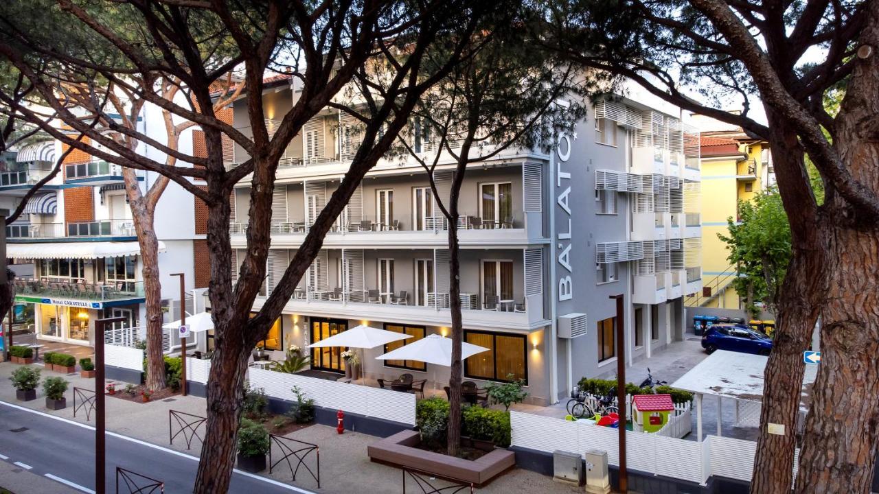 Hotel Balaton Риччоне Экстерьер фото