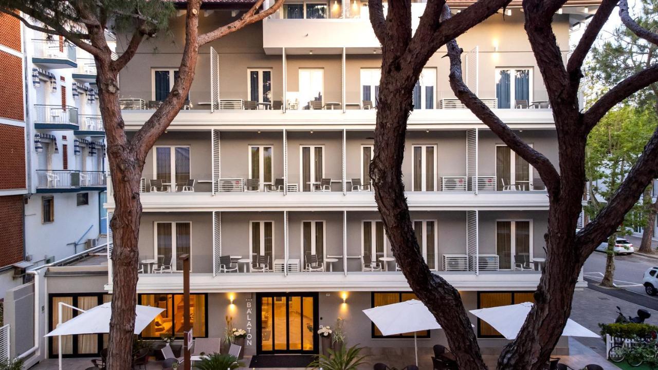 Hotel Balaton Риччоне Экстерьер фото
